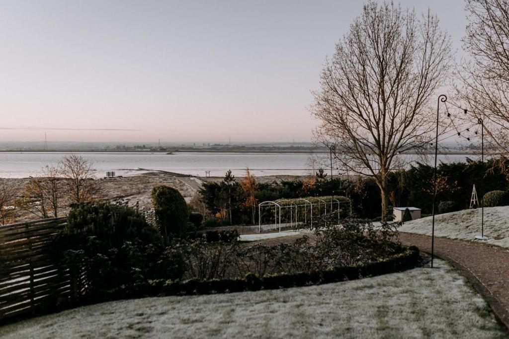 Bed and Breakfast The Ferry House Eastchurch Esterno foto